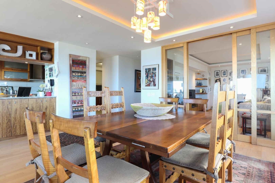 4 Bedroom Property for Sale in Sea Point Western Cape